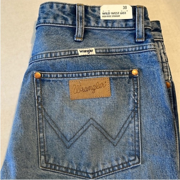 Wrangler 30 x 28 Jeans Wild West 603 High Rise Straight Blue distressed NWT - Picture 11 of 14